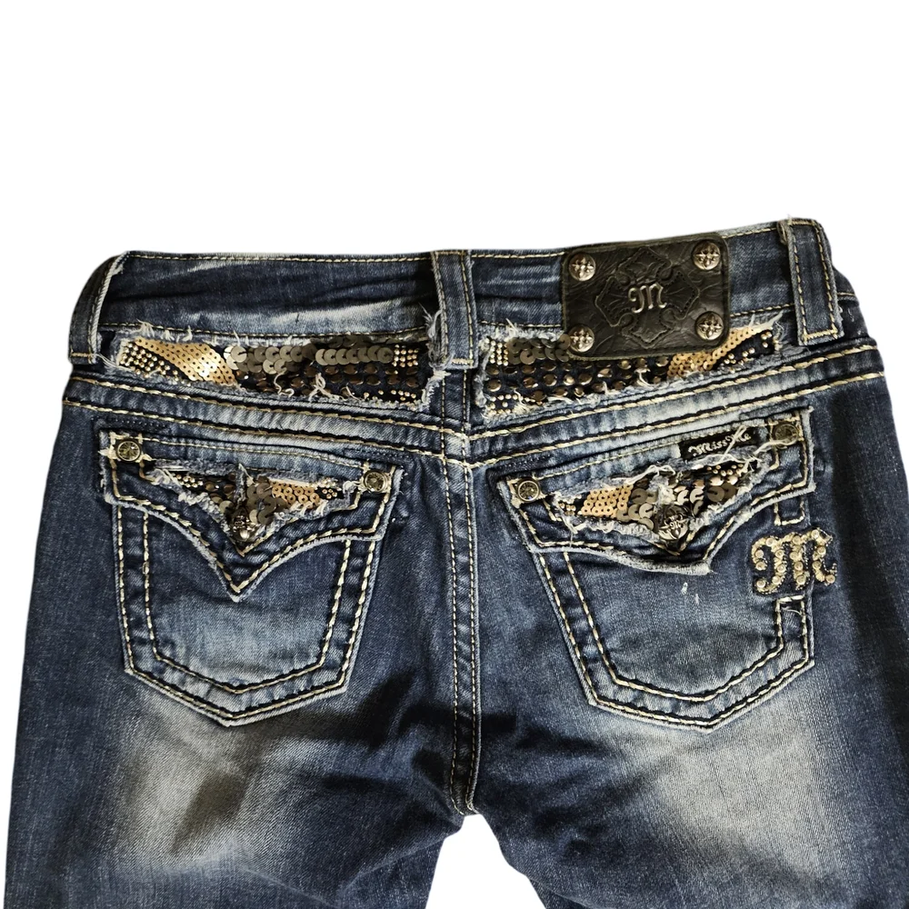 Miss Me Blue Ankle Cropped Jeans with Detailed Craftsmanship - Picture 2 of 8